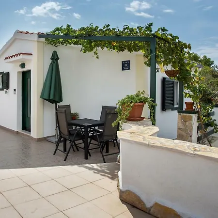Maestral Estate * Sevid
