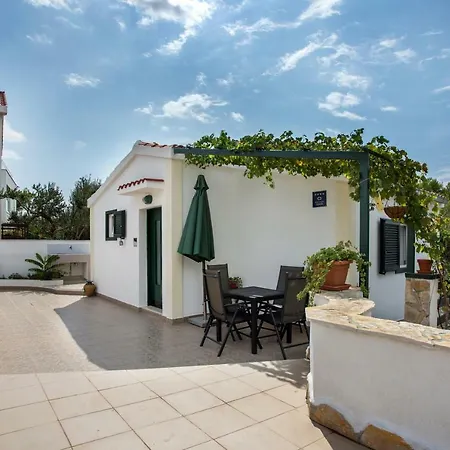 Apartman Maestral Estate